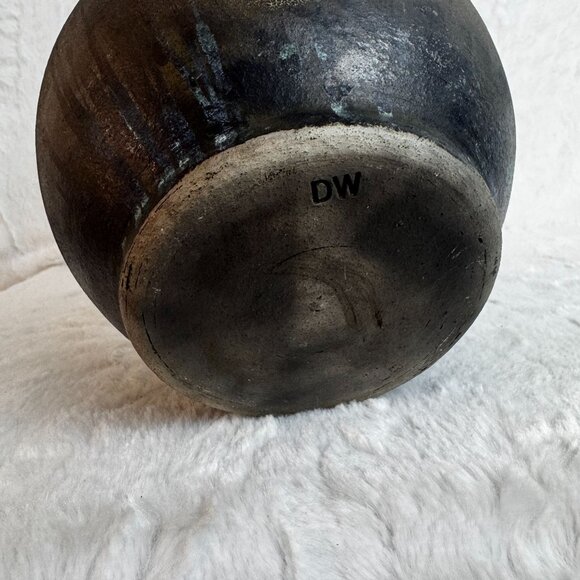 Vintage Raku Studio Art Pottery Vase Iridescent Metallic Glaze Artist Stamp DW - Picture 3 of 7